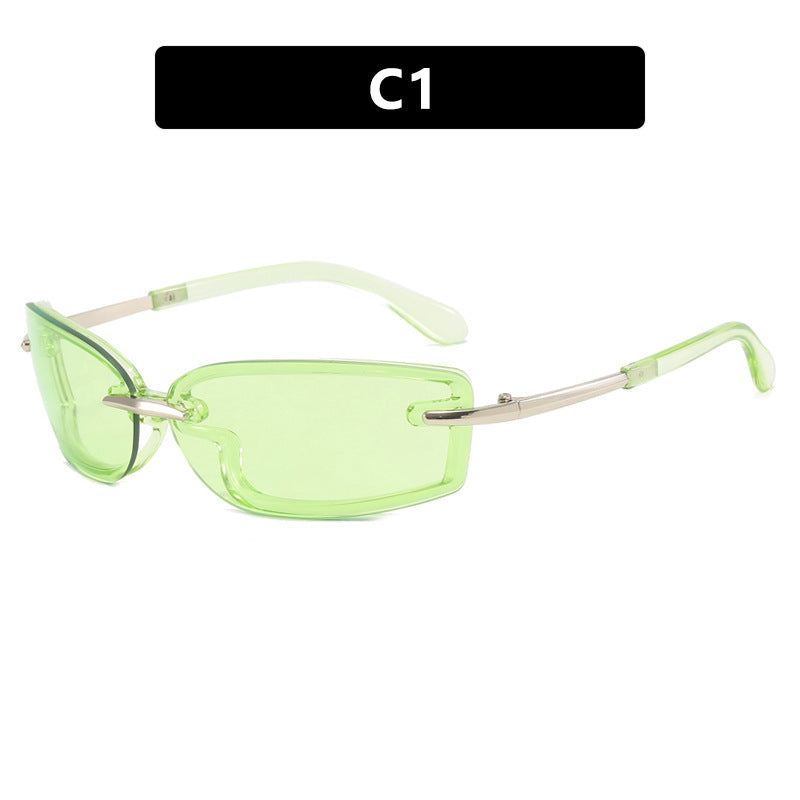 Dame trendy solbrille med moderne design og UV-beskyttelse Luvikno