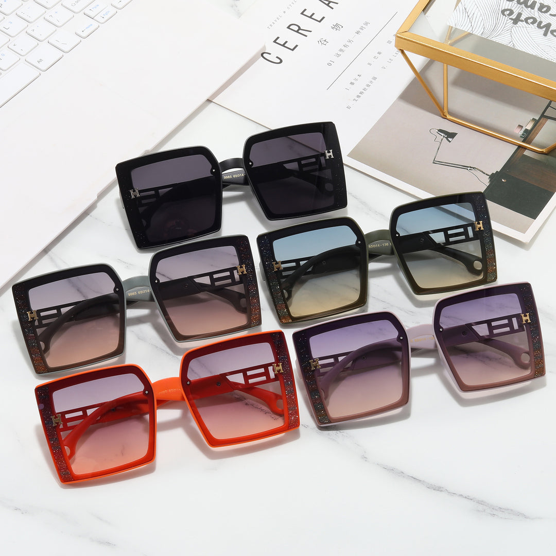 Dame trendy solbrille med ekstravagant, rektangulær ramme Luvikno