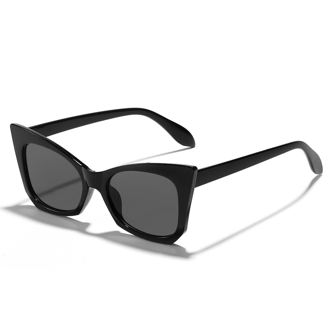 Dame solbrille i trendy katteøye-design med iøynefallende leopardmønster Luvikno