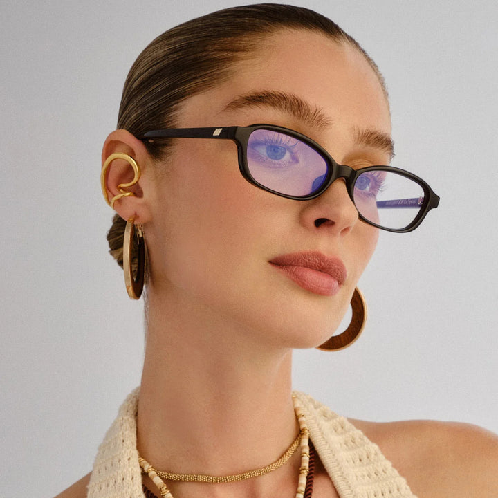 Dame fashionable solbriller i stilren oval design med UV-beskyttelse Luvikno