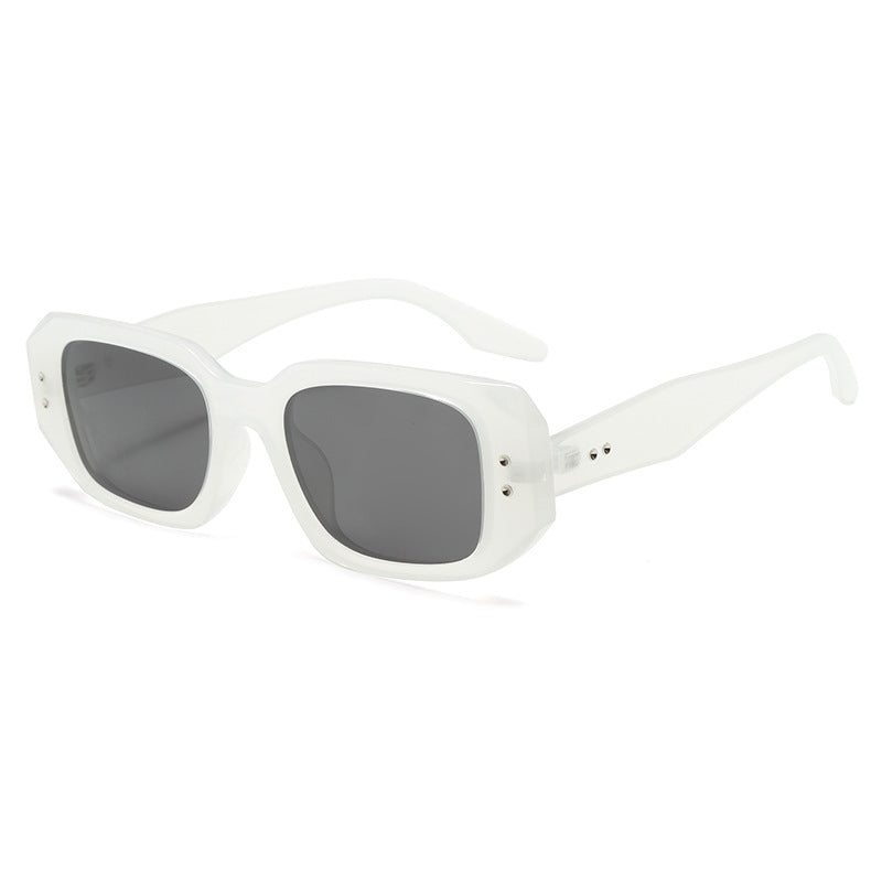 Dame moteriktig oversized solbrille med stilig ramme og UV-beskyttelse Luvikno