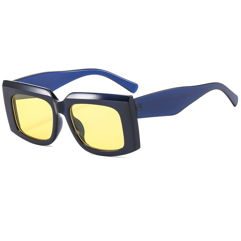Dame Moda solbrille med markant kvadratisk ramme og UV-beskyttelse Luvikno
