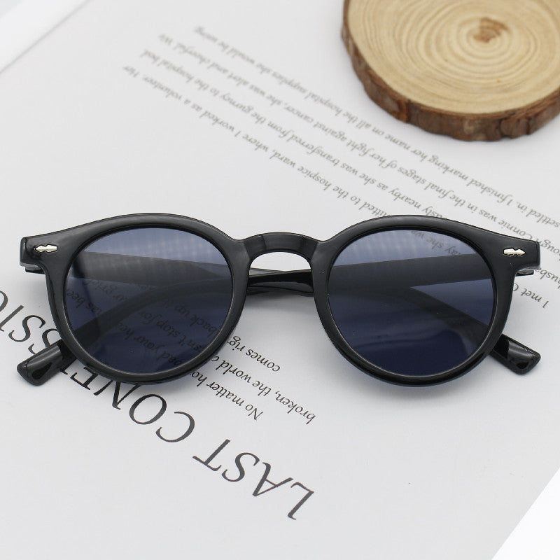 Damer Runde Solbriller med elegant design Luvikno