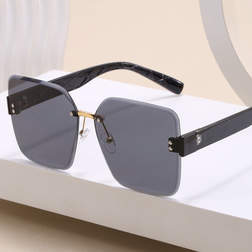 Damer oversized kvadratisk solbrille med moderne dekor Luvikno