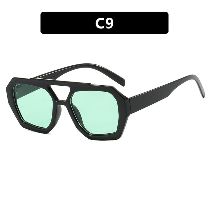Dame geometrisk solbrille laget av robust plast med polarisert glass Luvikno