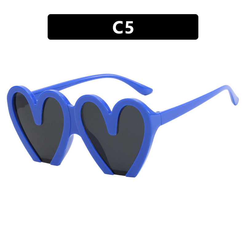 Damer hjerteformet solbrille med robust plastramme og UV-beskyttelse Luvikno