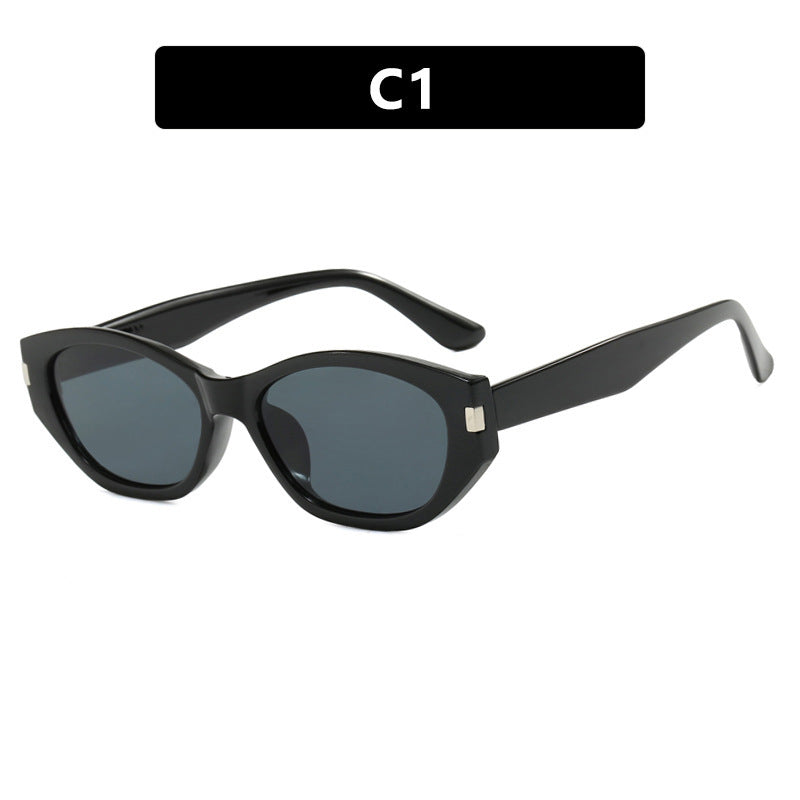 Dame moteklær Cat-Eye solbriller med elegant, transparent ramme Luvikno