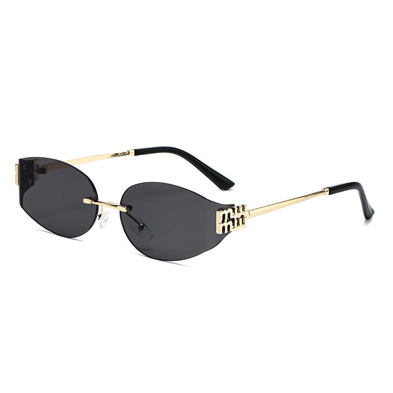 Dame sportlich pilot solbrille med beskyttende UV-filter og fleksibel ramme Luvikno