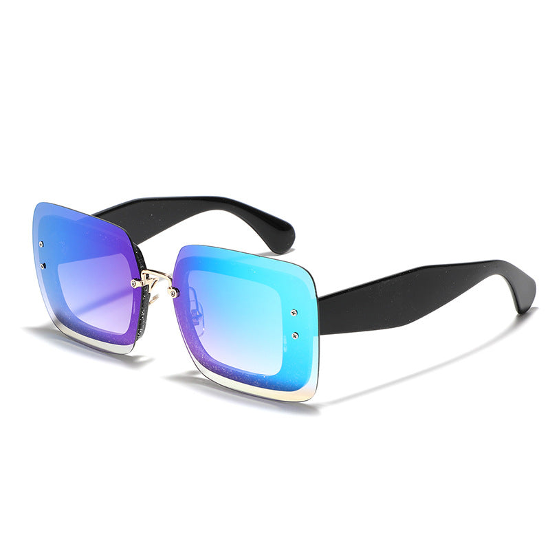 Dame kvadratisk solbrille med innovativ ramme Luvikno