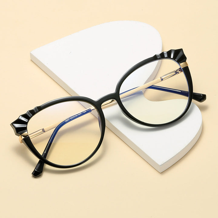 Dame moteriktig brille i elegant cat-eye-stil Luvikno