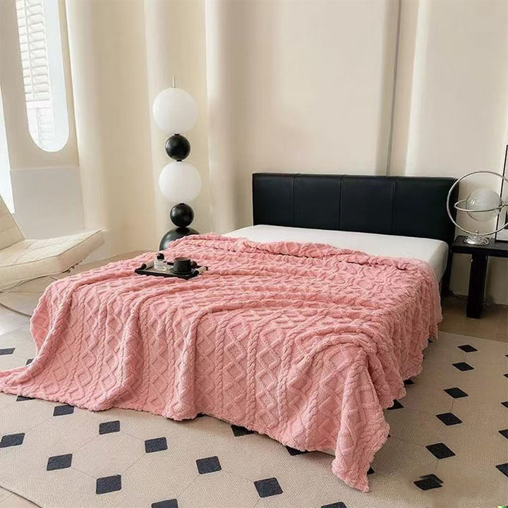 Damer Plysj Sengeteppe med strukturert design Luvikno