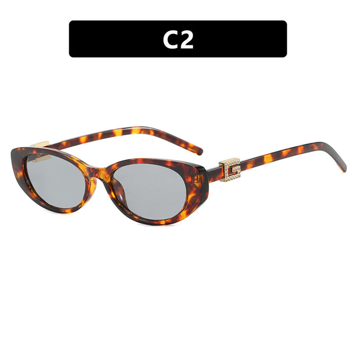 Damer cat-eye solbrille med elegant metallramme og beskyttende UV-filter Luvikno