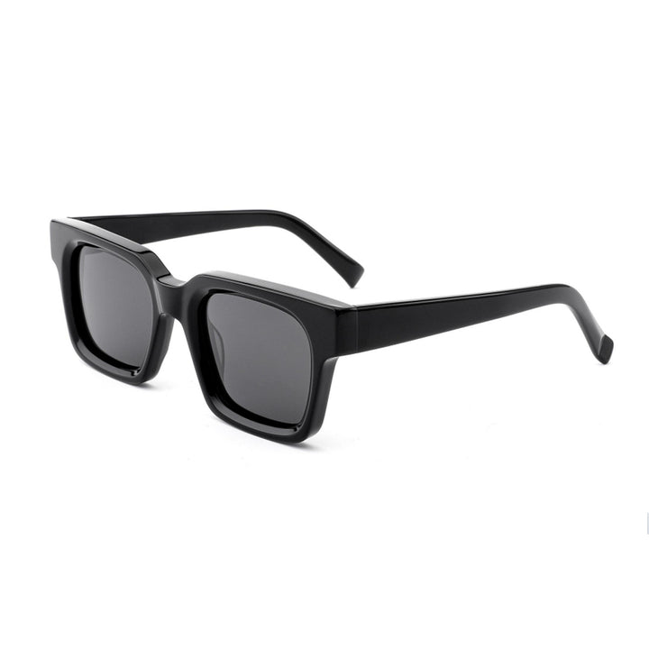 Dame moteriktig solbrille med markant geometrisk design og UV-beskyttelse Luvikno