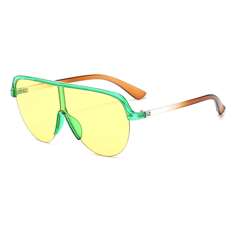 Dame sports solbriller i moderne pilotdesign Luvikno