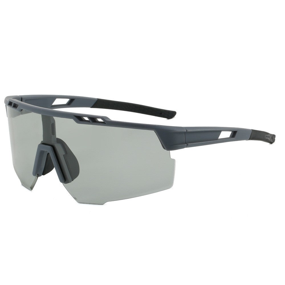 Unisex sportssolbrille med avansert ventilasjonsteknologi Luvikno