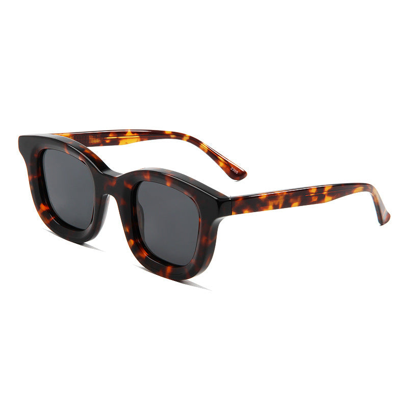 Damer oversized solbriller med stilfull design Luvikno