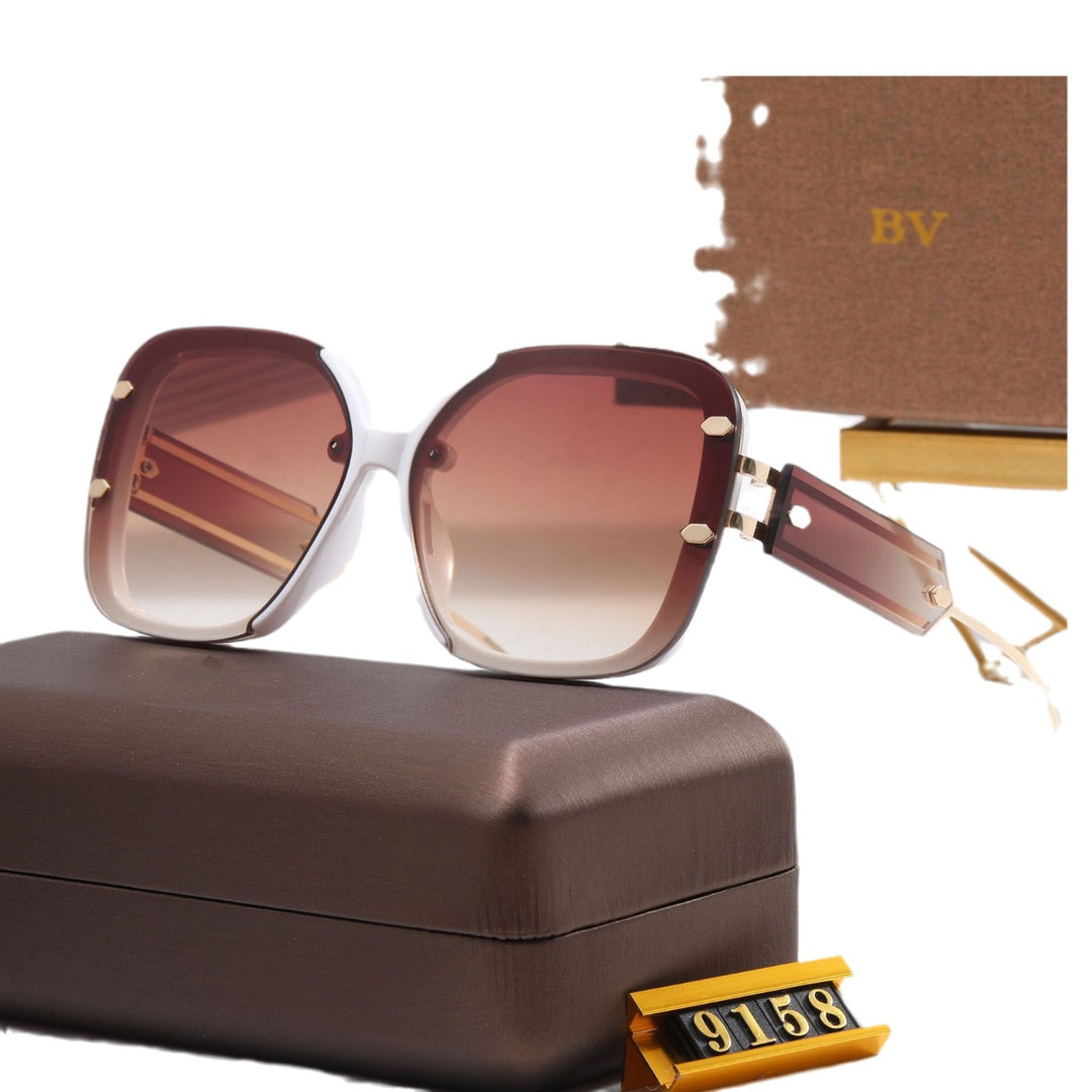 Dame designer-solbrille med ekstravagant ramme Luvikno