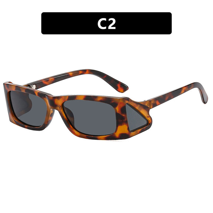 Damer ekstravagante solbrille i geometrisk design Luvikno