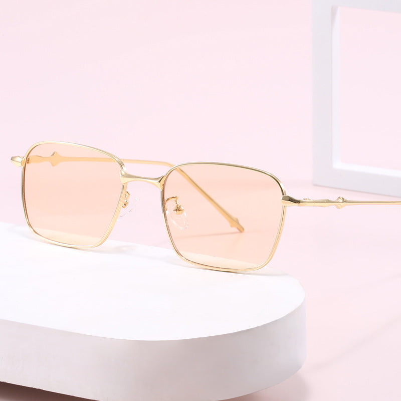 Dame elegant firkantet solbrille med høykvalitets metallramme Luvikno