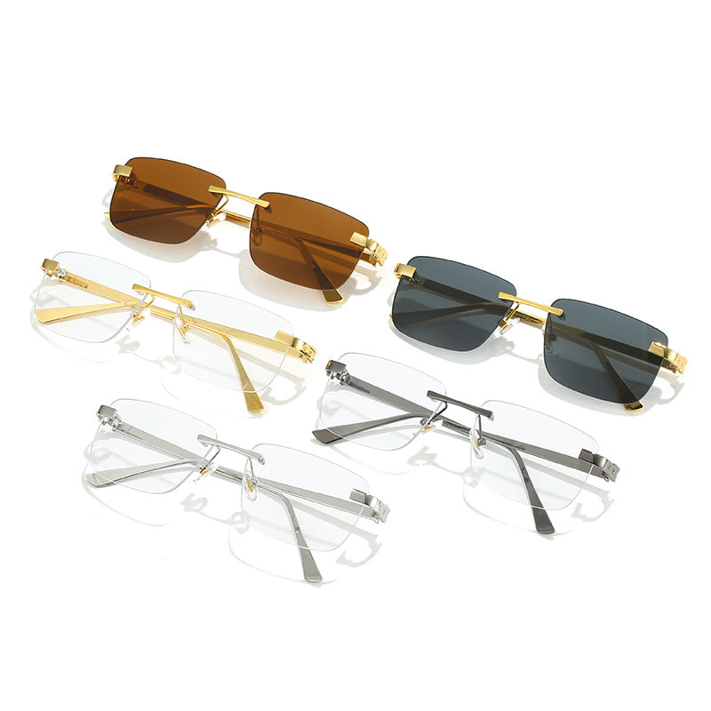 Dame moteriktig halvrandsbrille med elegant metallramme Luvikno
