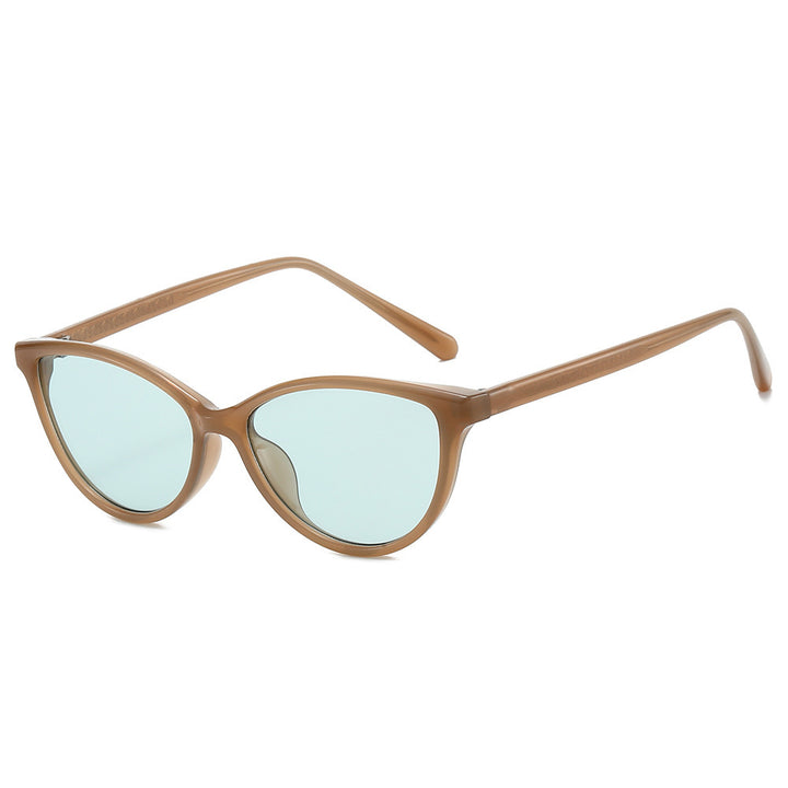 Dame Cat-Eye solbriller med stilige aksenter Luvikno