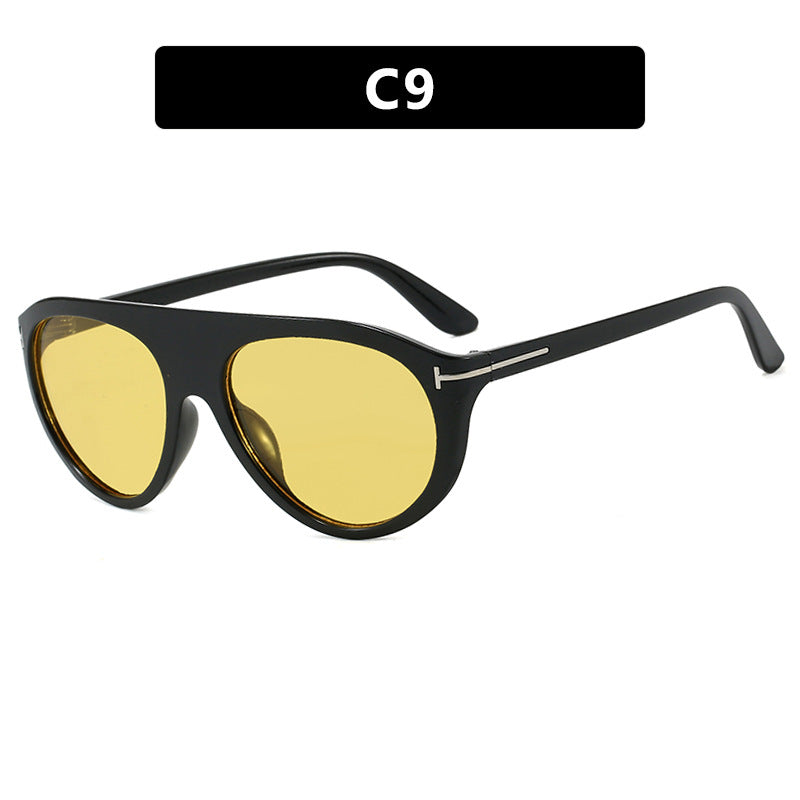 Damen Cat-Eye solbriller med beskyttende UV-filter og speilbelagte linser Luvikno