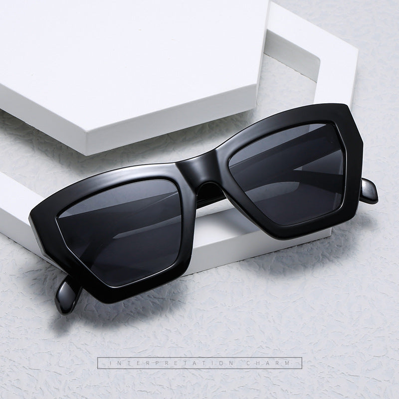 Damer trendy solbriller i moderne geometrisk design Luvikno