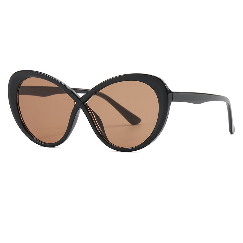 Dame Cat-Eye solbriller med speilfolierte glass Luvikno