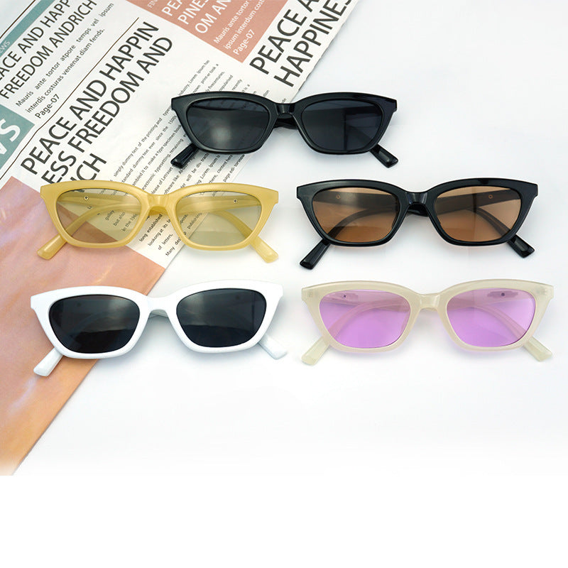 Damer Modische Cat-Eye Solbrille med elegant transparent ramme Luvikno