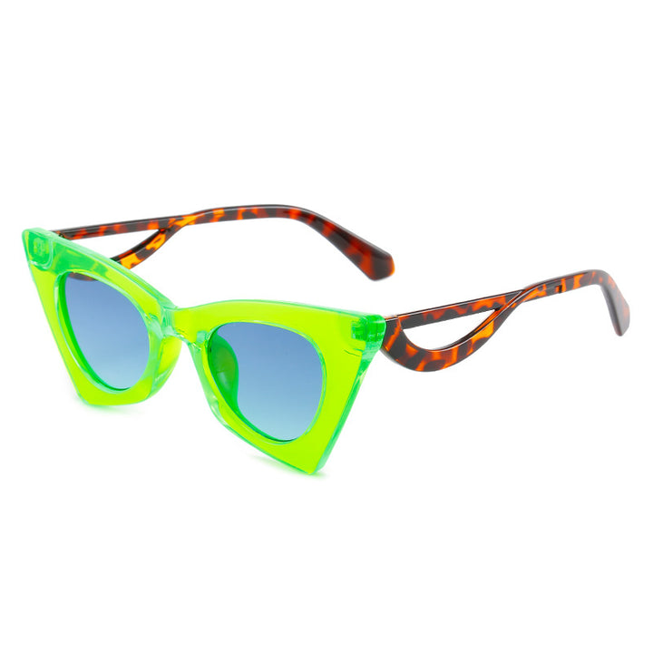 Dame Cat-Eye solbriller med elegante designelementer Luvikno