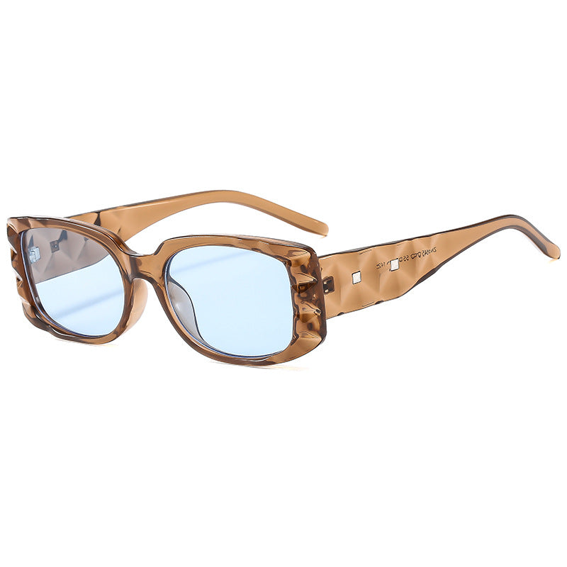 Dame Designer solbrille med unikt ramme og UV-beskyttelse Luvikno