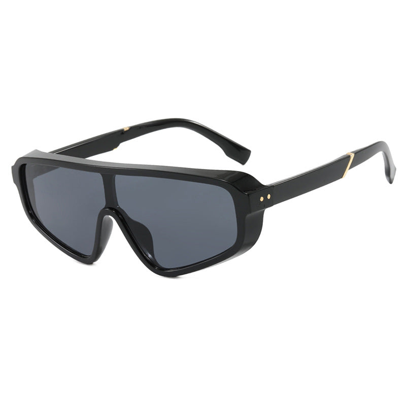 Dame Sports solbrille med stort synsfelt og UV-beskyttelse Luvikno