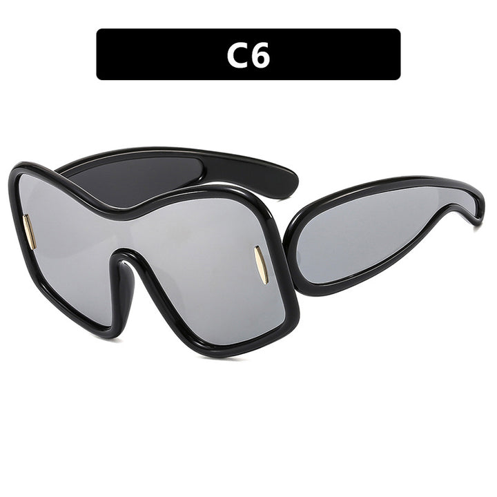 Dame futuristisk solbrille med ekstra bred design og beskyttende UV-filter Luvikno
