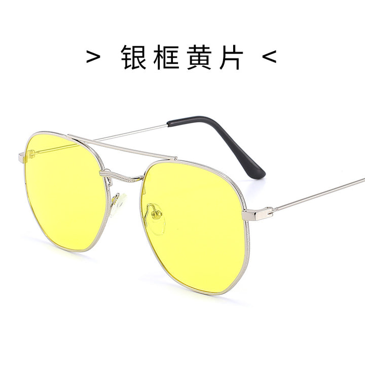Dame solbrille med oval ramme og beskyttende gradientlinse Luvikno