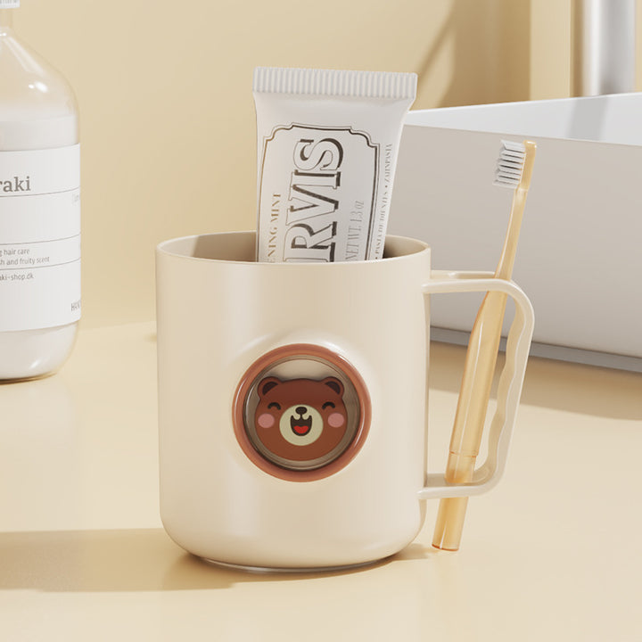 Kvinnes søte kaffekopp med munter bjørn design Luvikno