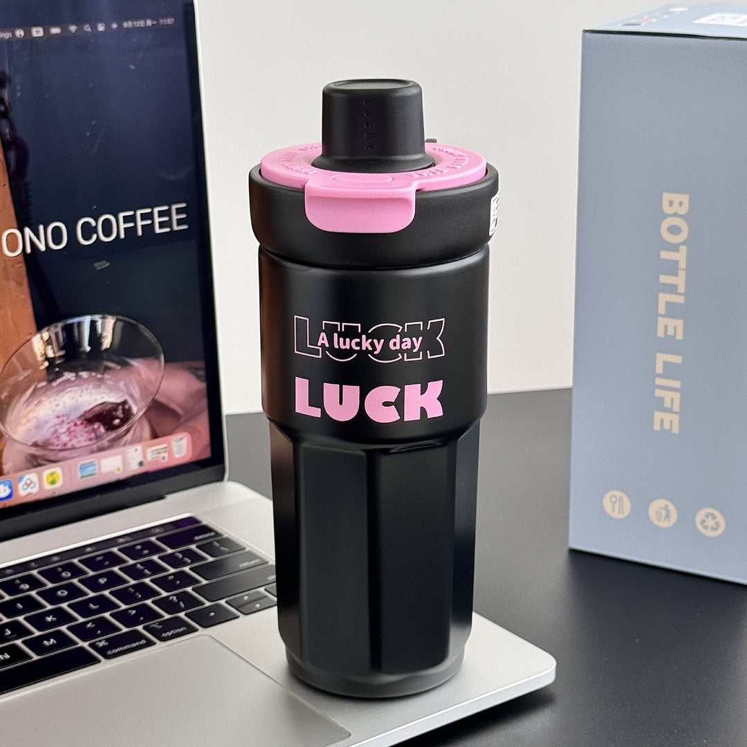 Dame stilige kaffekopp med lekkasjesikkert lokk Luvikno