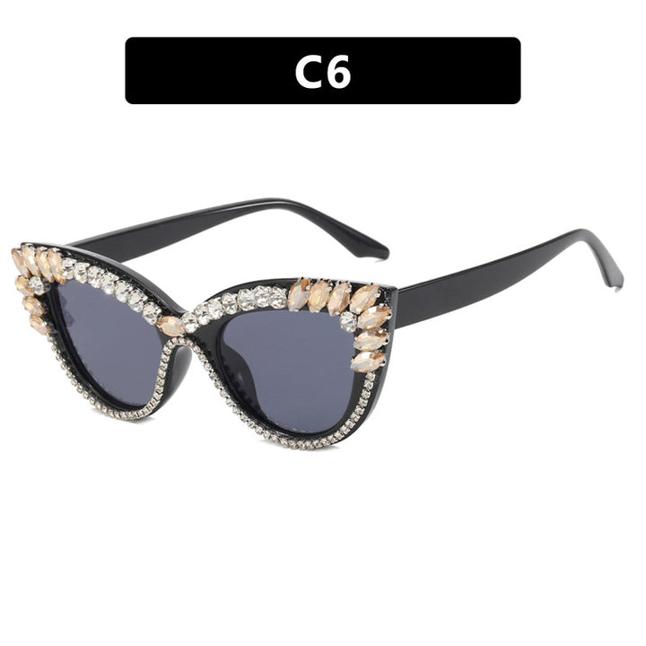 Damer ekstravagante Cat-Eye solbriller med glitrende rhinestones Luvikno