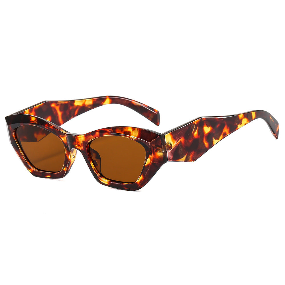 Dame geometrisk designer solbrille med glitrende ramme Luvikno