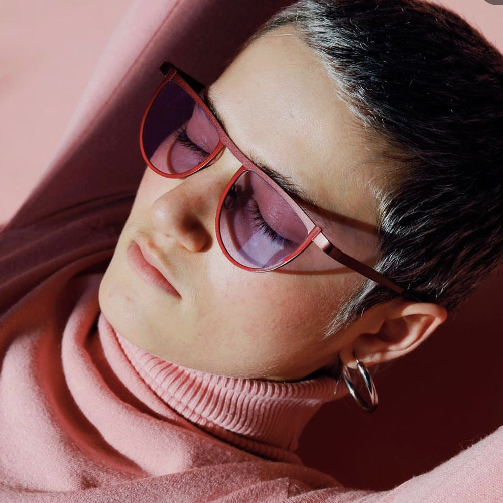 Dame elegant solbrille med moderne design og UV-beskyttelse Luvikno