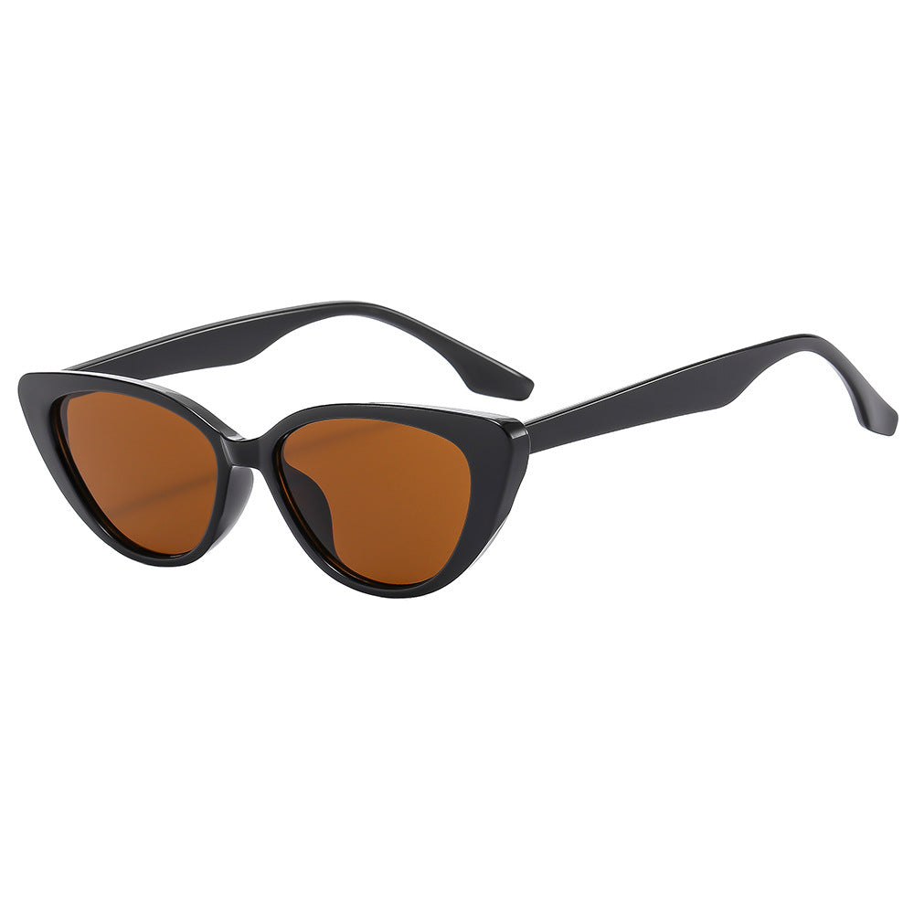 Dame futuristiske Cat-Eye solbriller med spesielle UV-beskyttelseslinser Luvikno