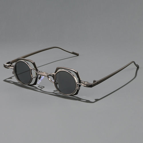 Dame moteriktig solbrille med unikt rammedesign Luvikno