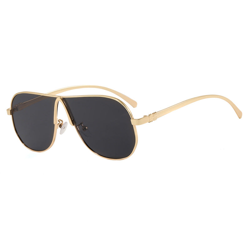 Dame oversized solbriller med moderne design Luvikno