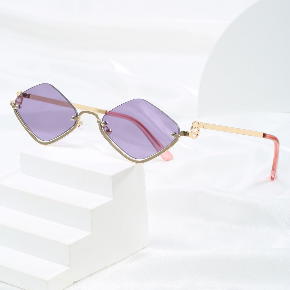 Dame mote kvadratisk solbrille med luksuriøs metallramme Luvikno