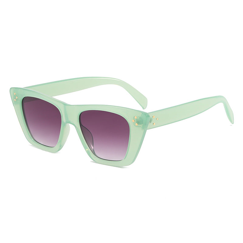Dame motetrend Cat-Eye solbriller med UV-beskyttelse og stilfullt design Luvikno