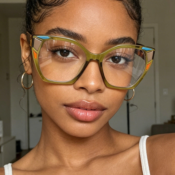 Dame Eyewear med uvanlig Cat-Eye-design Luvikno