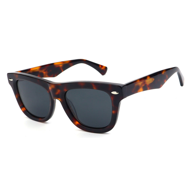 Dame solbrille i klassisk design med kraftig UV-beskyttelse Luvikno