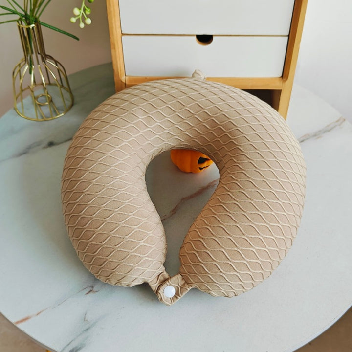 Dame ergonomisk nakkepute med pustevennlig diamantstruktur Luvikno