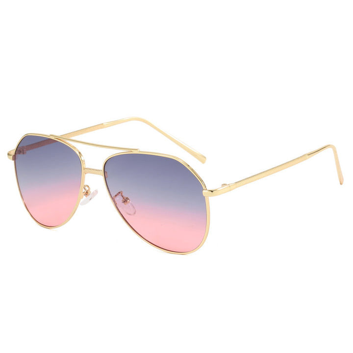 Dame trendy aviator solbriller med subtil fargegradient Luvikno