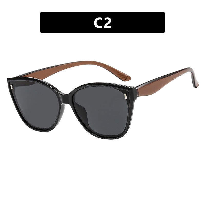 Dame Cat-Eye solbriller med beskyttende UV-filter og stilfull ramme Luvikno