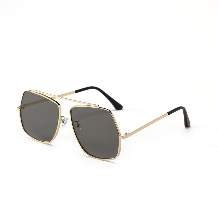 Dame polygonal solbrille med elegant, moderne ramme Luvikno